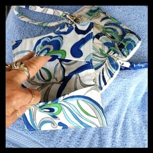 Vera Bradley 📌 Sale Credit Card Wristlet & CheckBook Mediterranean Pat. 2 PC.